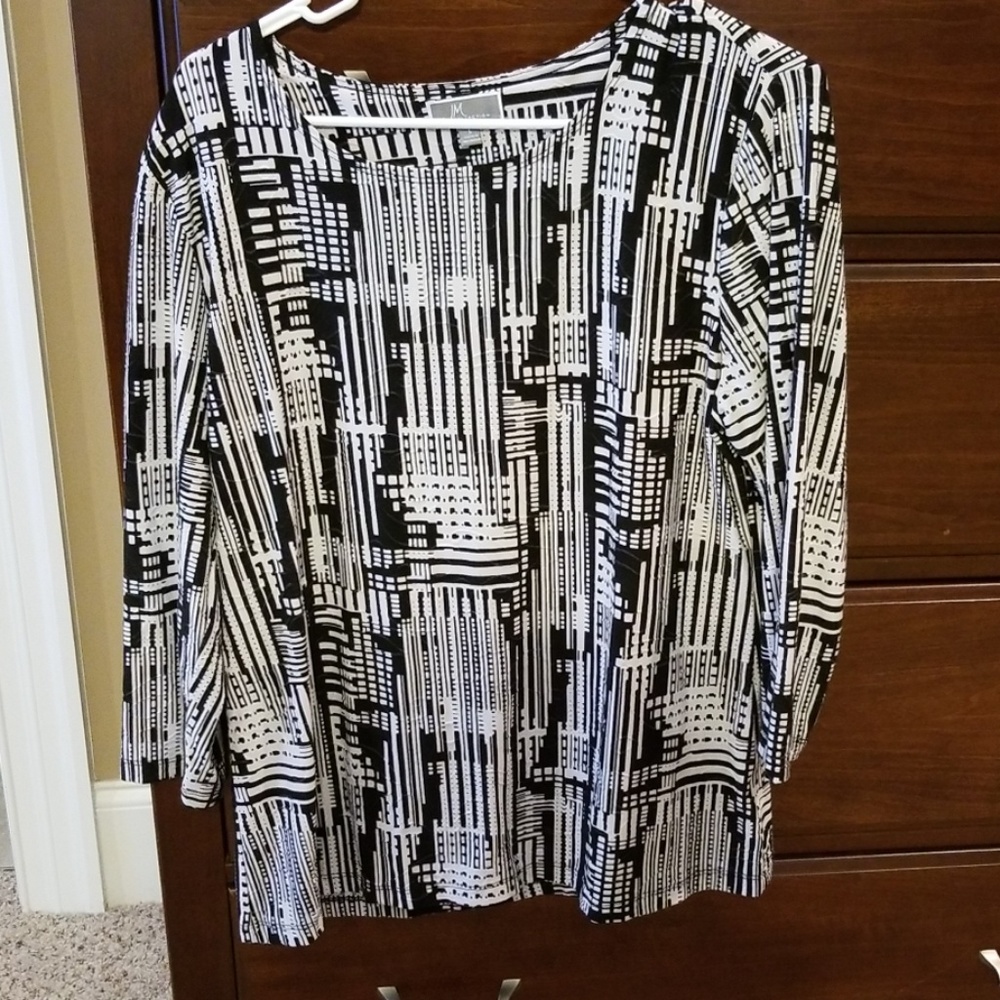 Dress top, black and white